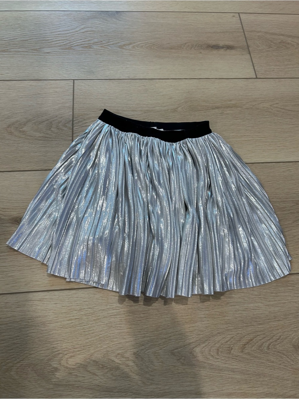 Girls' Metallic Silver Pleated Skirt with Black Elastic Waistband